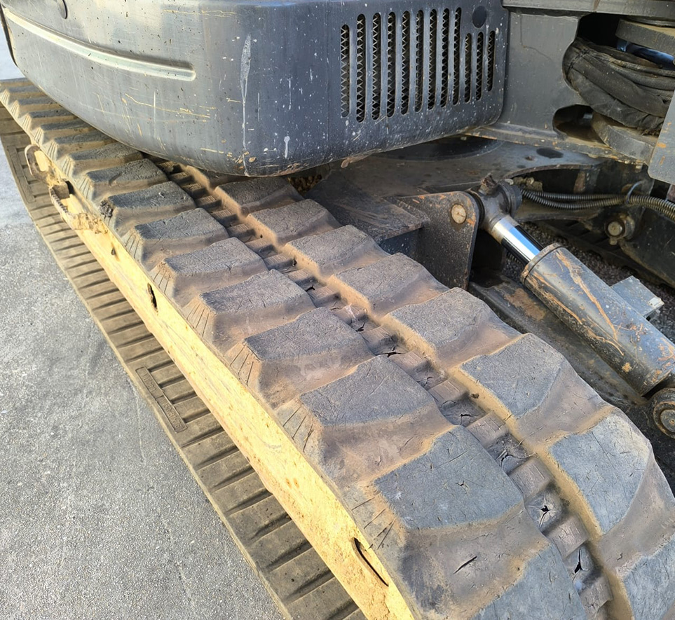 MIDIEXCAVADORA DOOSAN DX85R-3_02