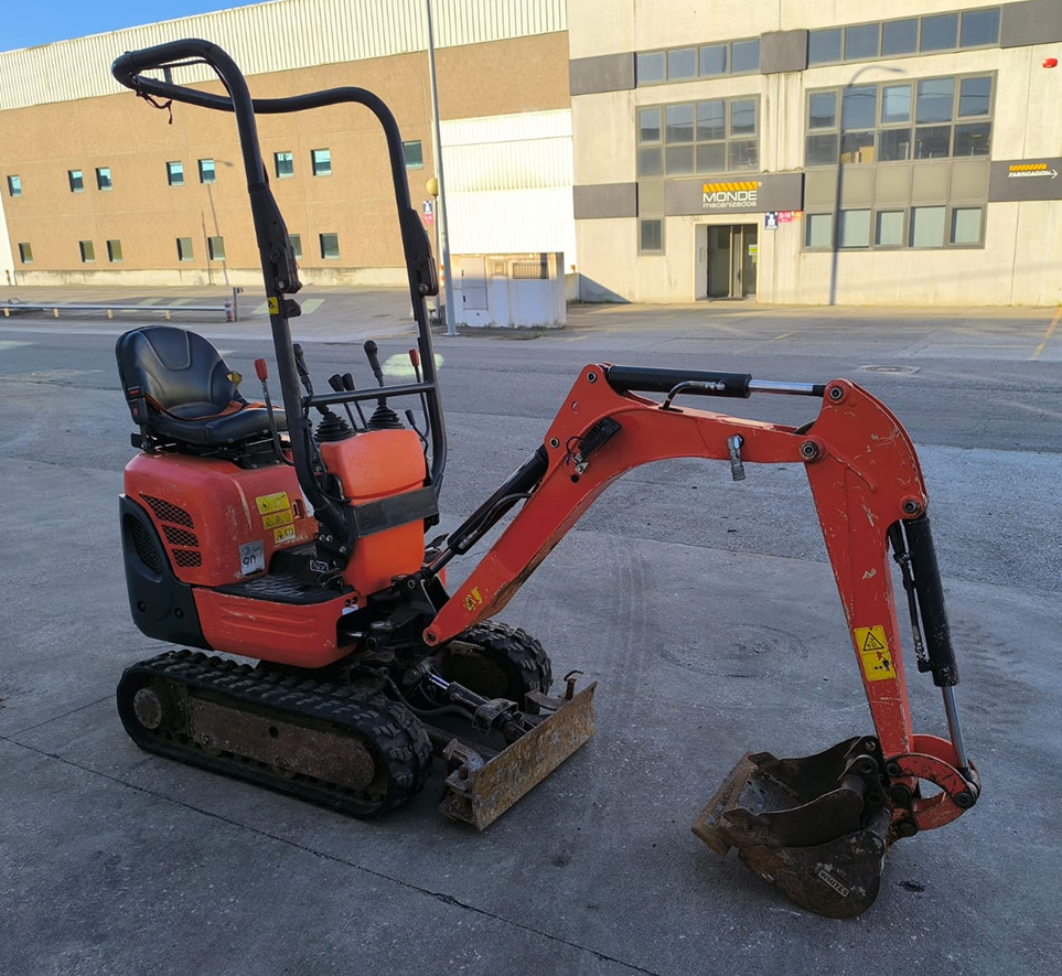 Miniexcavadora Kubota U10-3_001