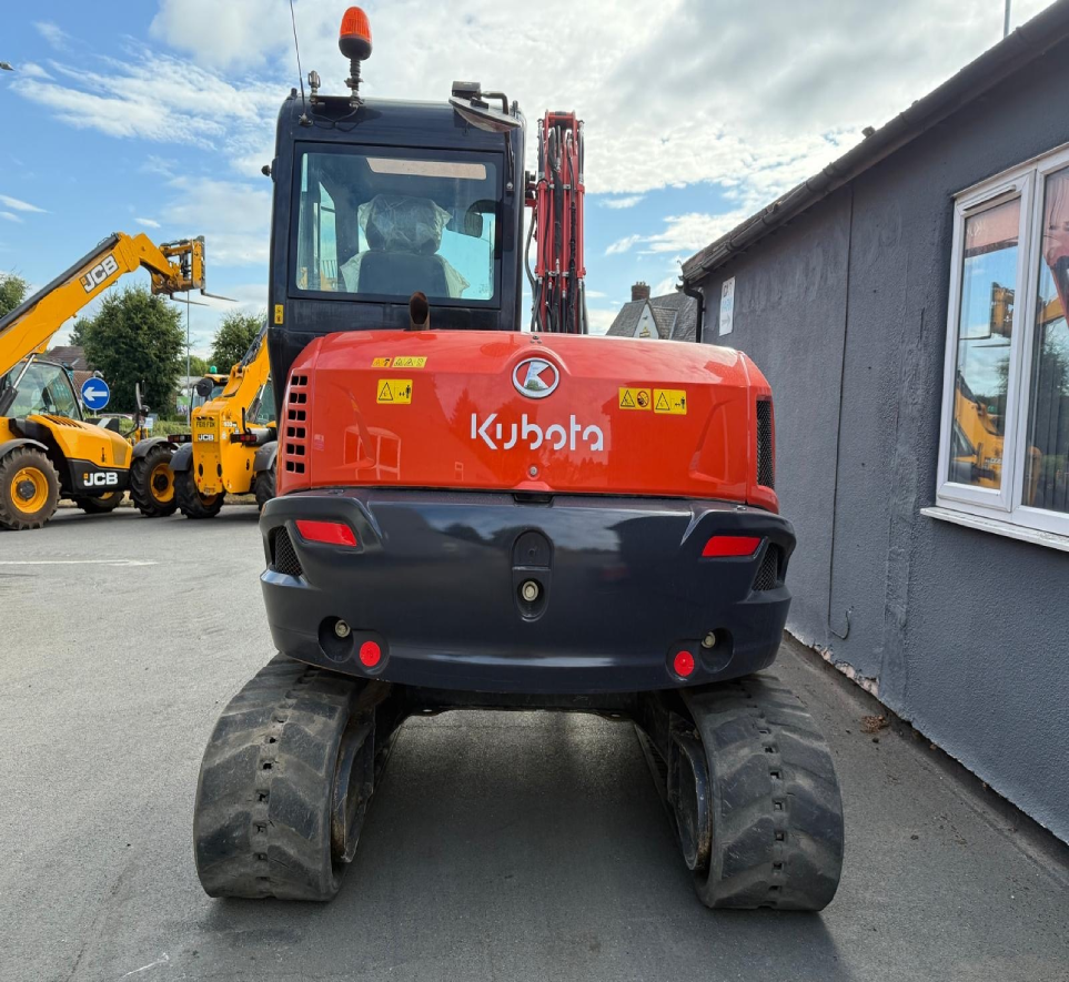 68a335d4-c715-4466-9a1e-684c12dc62fc